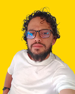 Andrés Angulo, Comunicador Social en Muto Estudio Digital
