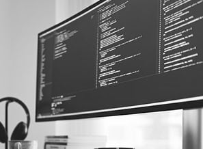 Equipo de desarrollo de aplicaciones móviles y web en Colombia — Muto Estudio